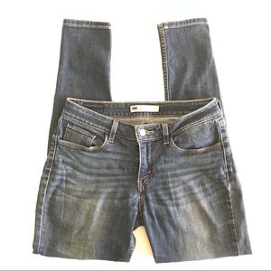 Levi’s Skinny Denim Jeans Dark Wash Size 30